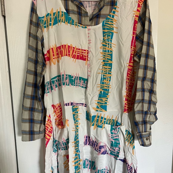 Stranger Things Eleven Halloween Costume size Ladies Large 12-14 - Picture 2 of 5